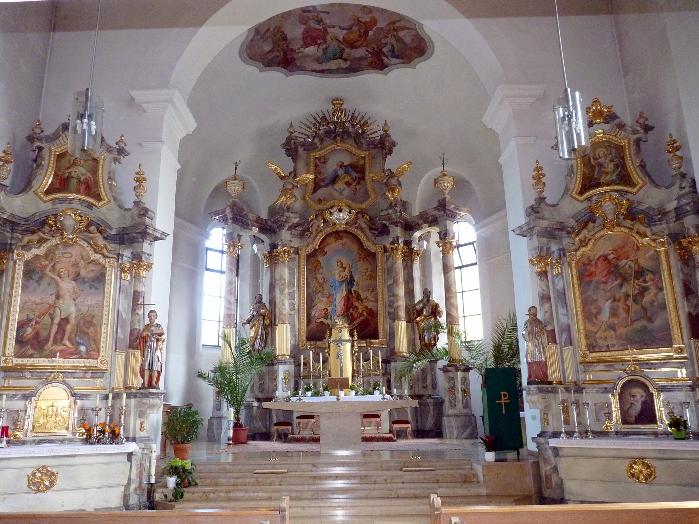 Spätbarocker, ursprünglich gotischer Chor der alten Kirche Nittenau